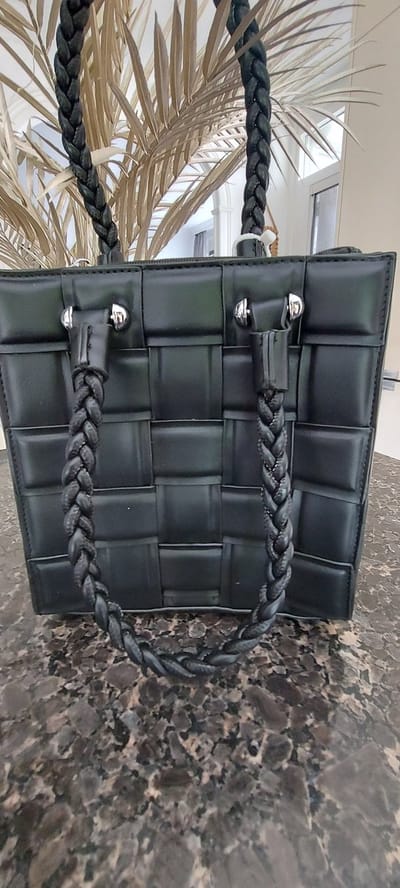 Zwart gevlochten tas , Zwarte tas, Handtas zwart, Tas, Bag, Schoudertas, Gevlochten handvat
