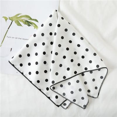 50x50 Vierkante Sjaal Haarband Voor Zakelijk Feest Vrouwen Elegant Kleine Vintage Smalle Retro Hoofd Nek Zijde Satijn Sjaal Cadeau One Size white