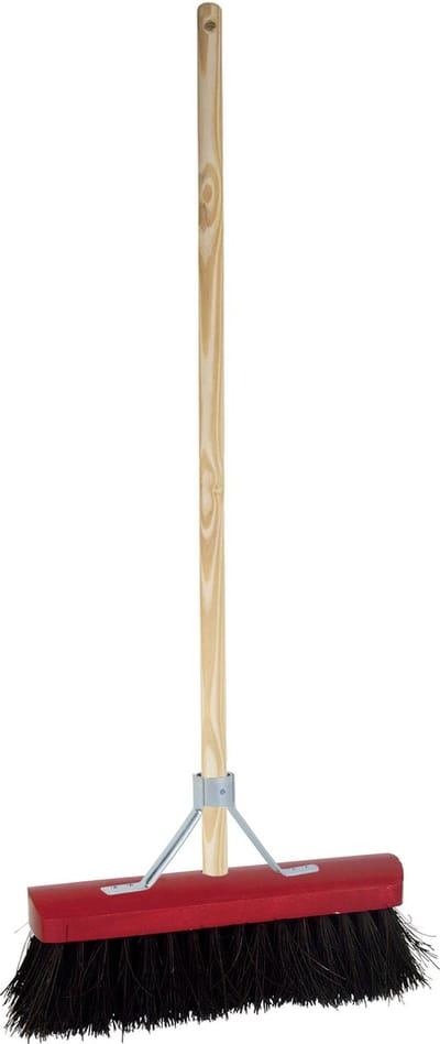 Betra Buitenbezem - FSC hout - natuurvezel - hard - 30 x 130 cm