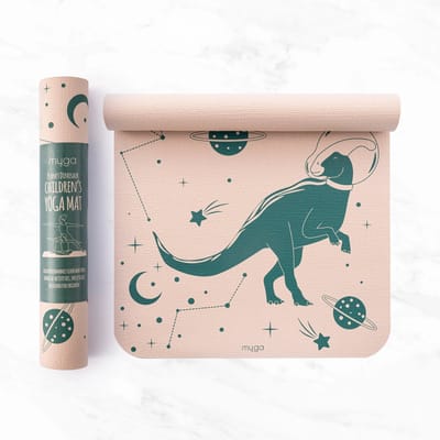 Myga - Kinder Yogamat Space Dino – 150x55 cm – Dinosaurussen & Planeten – Lichtgewicht & Duurzaam – PVC, Fairtrade