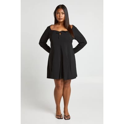 boohoo Dames Plus Hartvormige halslijn Godet Skaterjurk | Black | Maat: 16