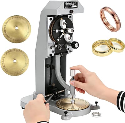 Ring graveermachine - Graveerstempel machine - Sieraden personaliseren - Dubbelzijdige wijzerplaat - 42x26x23cm - Zilverkleurig