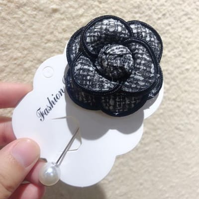 Retro Stof Camelia Bloem Broche Stof Kunst Parel Lange Naald Speld En Broches Sjaal Gesp Sieraden Voor Vrouwen Accessoires black