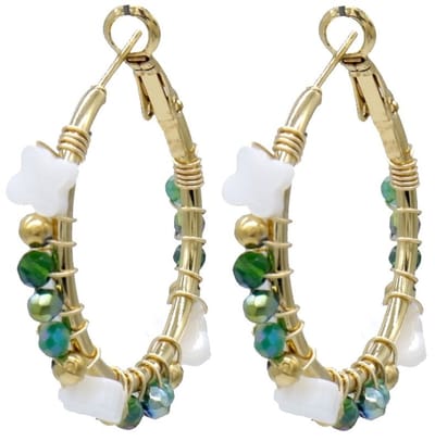 Oorbellen - oorringen - sieraad - accessoire - oorsieraad - goudkleurig - wit - groen - klavertje vier - geluk - hip - trendy - tijdloos - cadeau - geschenk - feest - verjaardag - vrouwen - dames