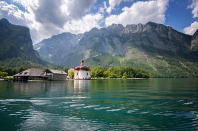 Fotobehang Konigsee Oostenrijk 250 x 260 cm - € 175,--