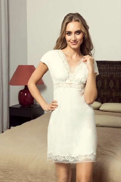 Eldar | Tracy | mooie slipdress met kant | viscose | ecru | trouwlingerie | S