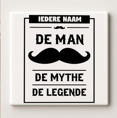 Gepersonaliseerde Grappige Tekst Keramische Tegel 15x15 cm – “De Man, De Mythe, De Legende” Snor Wanddecoratie Cadeau