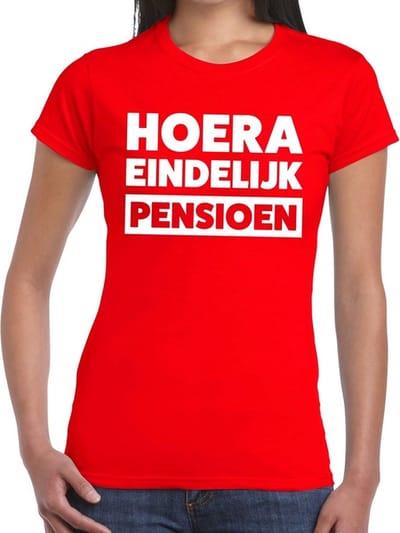 Bellatio Decorations Pensioen t-shirt - rood - dames - Hoera eindelijk pensioen - VUT cadeau shirt XS