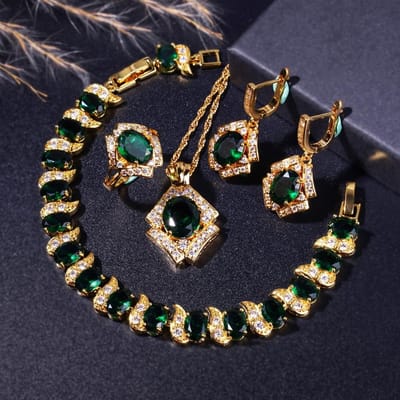 Luxe Goud Verguld Koperen Sieraden Set Met Zirkonia Elegante Armband Hanger Ketting, Oorbellen Kerstcadeaus resizable black