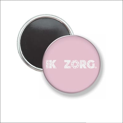 Button Met Magneet 58 MM - Ik Zorg - Licht Roze - NIET VOOR KLEDING
