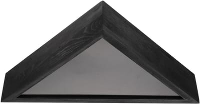 Houten Driehoekige Vlaggenhouder voor Wanddecoratie in de Woonkamer, Bescherming voor Vlaggen, Landhuisstijl, Uniek Design en Duurzaam Materiaal
