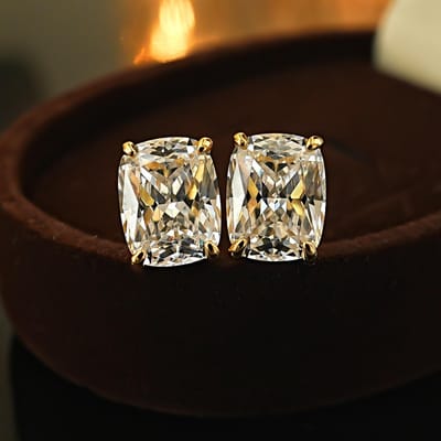 Nouvelles Boucles d'Oreilles Puces Tendance pour Femmes Zircon Cubique Cristal Haute Qualité Mode Polyvalentes Accessoires d'Oreille Quotidien pour Femmes Bijoux