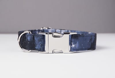 Awesome Paws halsband hond - Honden halsband Outer space - Handmade | Maat L