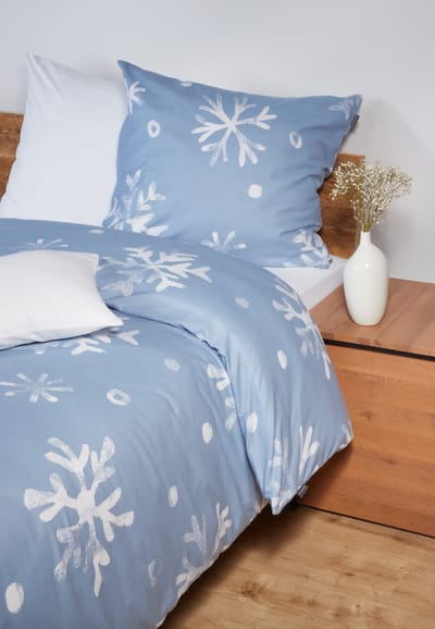 2-delig beddengoed met lichtblauw sneeuwvlokkenpatroon - fijne bever 135*200