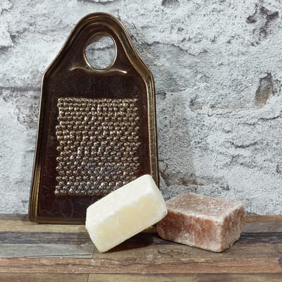 Geurblokjes Set - 2 Amberblokjes Amber en Cashmere, Keramiek rasp oud goud - BijJolan - Giftset - Cadeautip