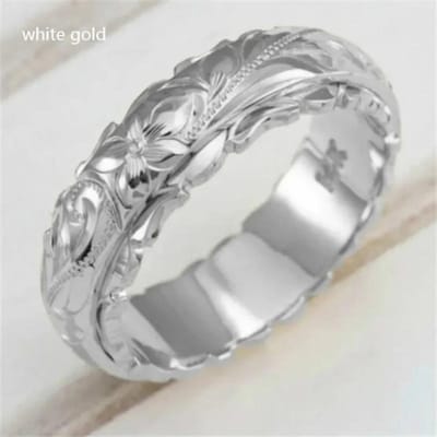 Huitan Élégant Anneau Bande Femme Motif Fleur Gravé 3 Couleurs de Métal Disponibles Jolis Anneaux de Mariage Classique Bijou Intemporel 12