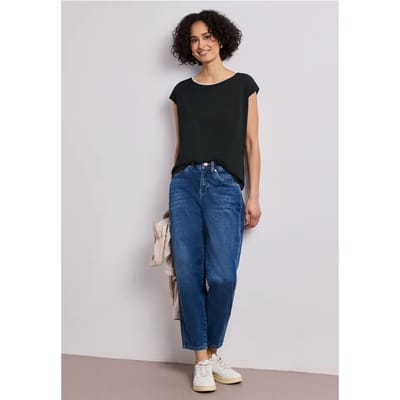Shirt met overhangende schouder en decoratieve tape