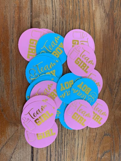Stickers Team Boy/Team Girl Gender Reveal Babyshower - 24 stickers (12x team boy / 12x team girl) - roze en blauwe stickers met Engelse tekst - Babyshower - Gender Reveal Party - Geboorte - Baby