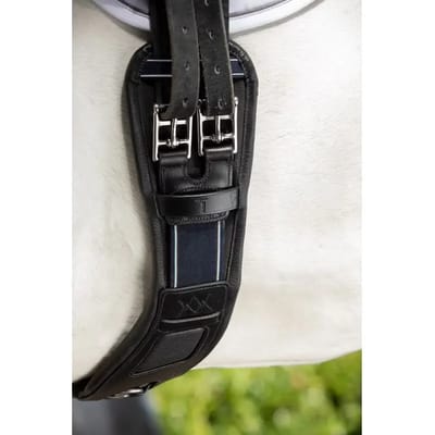 Korte anatomische singel voor paarden Horseware Rambo Micklem Comfort