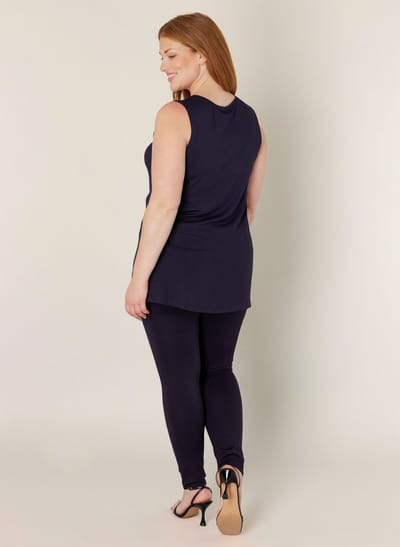 BASE LEVEL CURVY Alicia Top - Dark Blue - maat X-0(44)