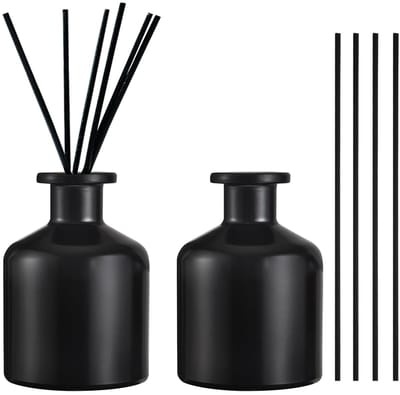 Dailygoods- Diffuser 150 ml - Geurflessen - Aromatherapie - Kamerspray - Decoratief Object - 3 Stuks met Stokjes - Geurverspreider