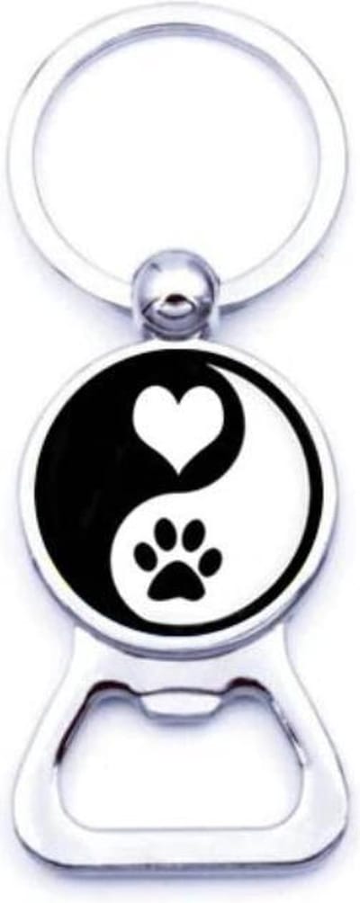 Akyol - Yin Yang Sleutelhanger - Hondenpoot Sleutelhanger - Hond sleutelhanger - Flesopener - Bieropener - Sleutelhanger hond - Dieren - Huisdier cadeau - Honden - Dogs keychain - Hondenaccessoires - Hondenspeelgoed