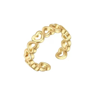 - Chirurgisch stalen teenring, goudkleurig met speels hartjespatroon