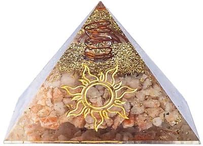 Orgoniet pyramide zonnesteen met zon symbool – 7,5 cm x 7,5 cm x 5,5 cm