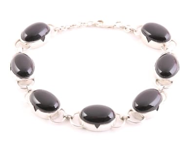 Zilveren armband met grote onyx stenen