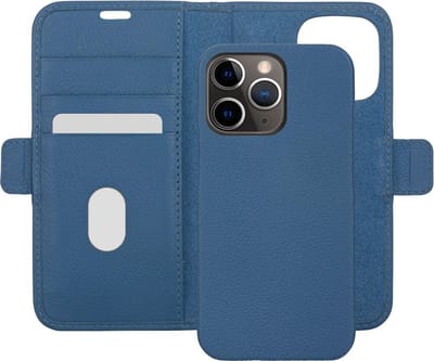 iPhone 13 Pro Max Bookcase hoesje - dbramante1928 - Effen Blauw - Leer