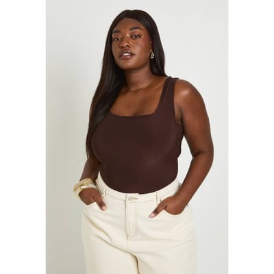 boohoo Dames Plus Dubbele Laag Slinky Bodysuit Met Vierkante Hals | Chocoladebruin | Maat: 52