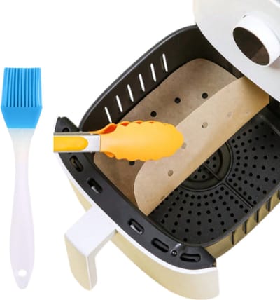 Dutchers® 200 Stuks Vierkant Airfryer Bakpapier - 20cm - Perfect Voor Luchtfriteuse - Hittebestendig Tot 230 Graden - Anti-aanbak - Duurzaam Bakpapier Met Siliconen Olieborstel