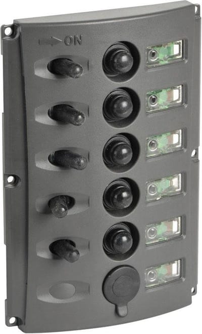 Marina 12V 5-voudig Schakelpaneel met dubbele LEDs en USB
