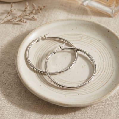 Lundholm 4 cm Eefje Oorringen Dames Zilverkleurig – Premium Stainless Steel – Grote Hoops – Oorringen 4 cm – Statement Oorbellen Dames – Waterproof & Hypoallergeen Cadeau voor Vriendin – Scandinavisch Design