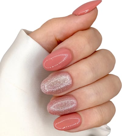SD Press on Nails - B-69 - Plaknagels - Gelnagels - Handgemaakt - 20 stuks - Nude Glitter - Nepnagels - Kort Rond - Nude nagels - Nagelstudio - Gellak - Nail Art - Nagellijm - Nagels met lijm - Nepnagels - Nageltips - Nails at Home