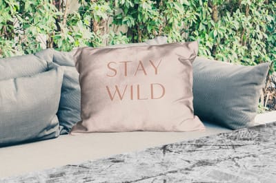 Buitenkussens - Quotes - Tekst - Stay wild - 60x40 cm - Weerbestendig