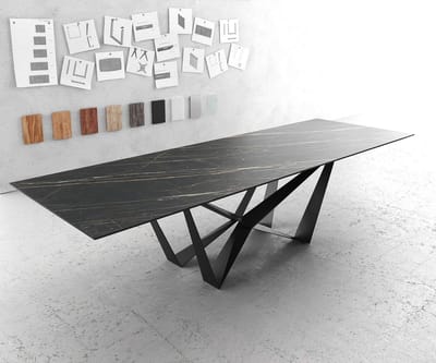 Eettafel Edge Laminam® keramiek bruin 300x100cm middenvoet vlak staal zwart