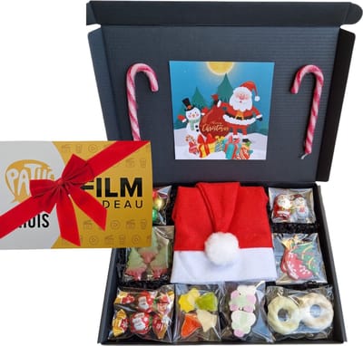 Christmas Moments Kids met cadeaubon Pathe Thuis ter waarde van 1 film naar keuze | 9 soorten snoep | Kerstmuts | Mystery Card met persoonlijke (video)boodschap | Kerst | Oud en Nieuw | Feestdagen