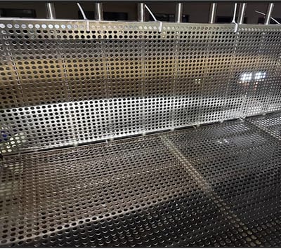 Geperforeerde Plaat - Metalen Paneel - Veiligheid Balkon - Roestvrij Staal - 100 x 89 cm - Zilver