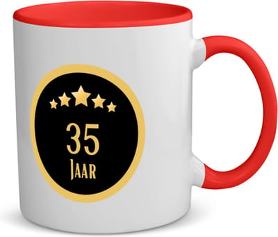 Akyol - 35 jaar koffiemok - theemok rood - Hoera 35 jaar - iemand die 35 jaar is geworden of 35 jaar lang een relatie hebben of getrouwd zijn - verjaardagscadeau - verjaardag - cadeau - kado - geschenk - relatie - trouwdag - jubileum - 350 ML inhoud