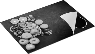 Chefcare Inductie Beschermer Fruitmand op Zwarte Marmer - Fruit - Zwart Wit - 75x50 cm - Afdekplaat Inductie - Kookplaat Beschermer - Inductie Mat