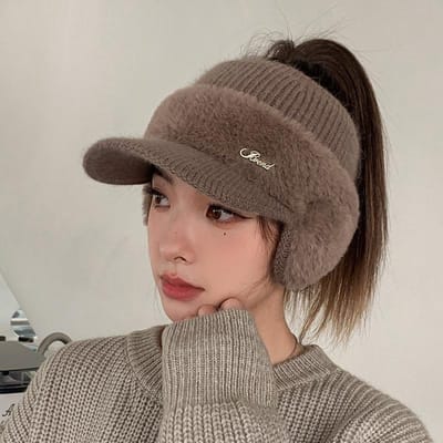 Casquette de Baseball Coréenne Décontractée et Polyvalente avec Casquette en Laine Chaude Velours Montrant le Visage avec Petite Oreille Tricotée Protection Oreille pour Femmes One Size black