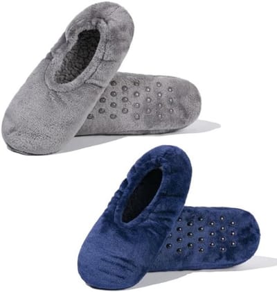 Damesslippers en sokken, 2 paar per verpakking, met antislipzool, zacht en comfortabel, warme winterslippers voor thuisgebruik, maat 38-40 (one size fits all).
