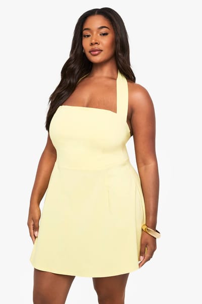 boohoo Dames Plus Bengaline Halterneck Mini Jurk | Lemon | Maat: 22