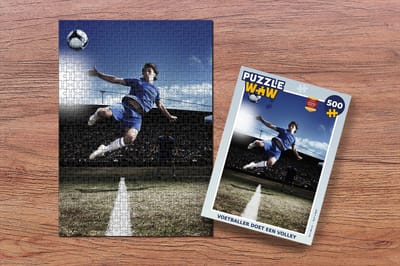 Puzzel Voetballer doet een volley - Legpuzzel - Puzzel 500 stukjes