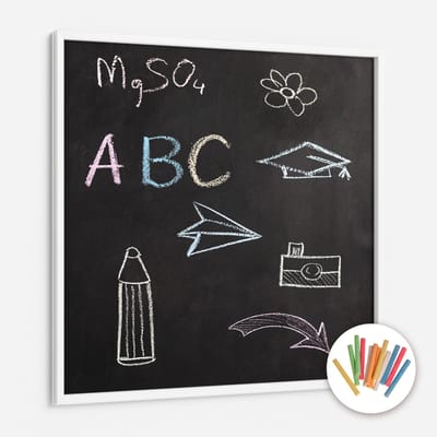 Tulup Krijtbord - Schoolbord in Lijst - 50 cm x 50 cm - Krijtbord Witte Lijst - Inclusief Krijtset - Wandkrijtbord - Krijtbord met Krijt - Krijtbord voor Thuis - Krijtbord voor aan de Muur - Krijtbord Keuken