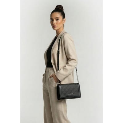 Michael Kors Large Full Flap Crossbody Bag Black Size: OS | Shoulder Bags Outlet | Dames | Zwart