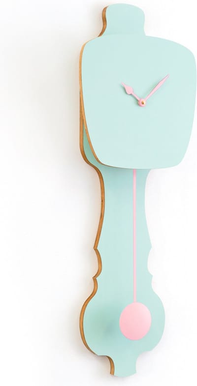 KLOQ - Wandklok met Pendule - Batterijen Inbegrepen - Wanddecoratie - Quartz Beweging - Niet-Tikkend Batterij Aangedreven - Pistache Groen & Perzik Pastel - Small