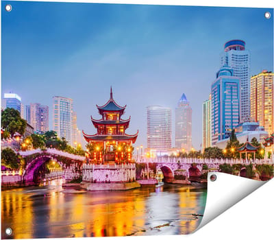 Gards Tuinposter Rivier bij Stad Guiyang in China - 80x60 cm - Tuindoek - Tuindecoratie - Wanddecoratie buiten - Tuinschilderij