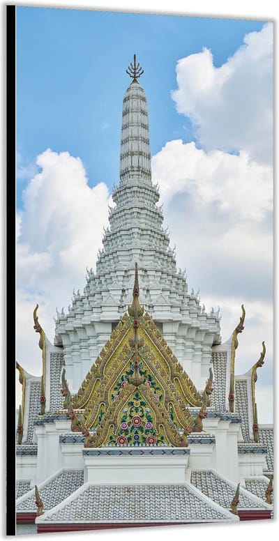 Dibond –Goudwitte Pagode in Bangkok– 100x200cm Foto op Aluminium (Wanddecoratie van metaal)